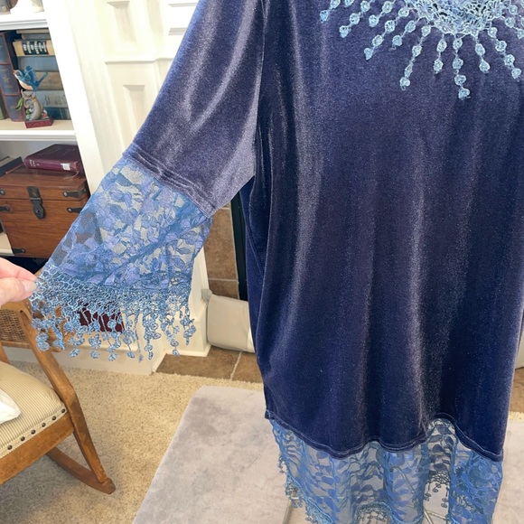 Dusty blue velvet and lace dress tunic. Handmade. - Picture 3 of 4